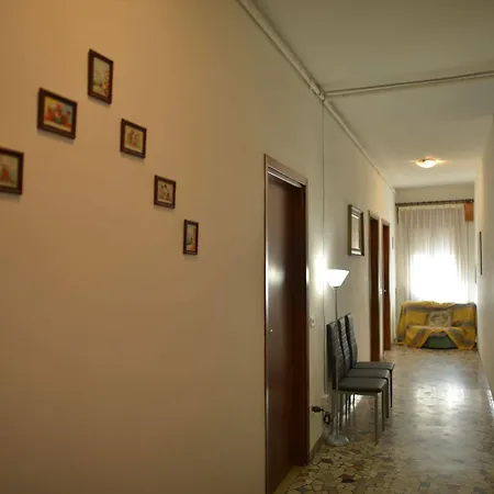 Col Moschin Hotel